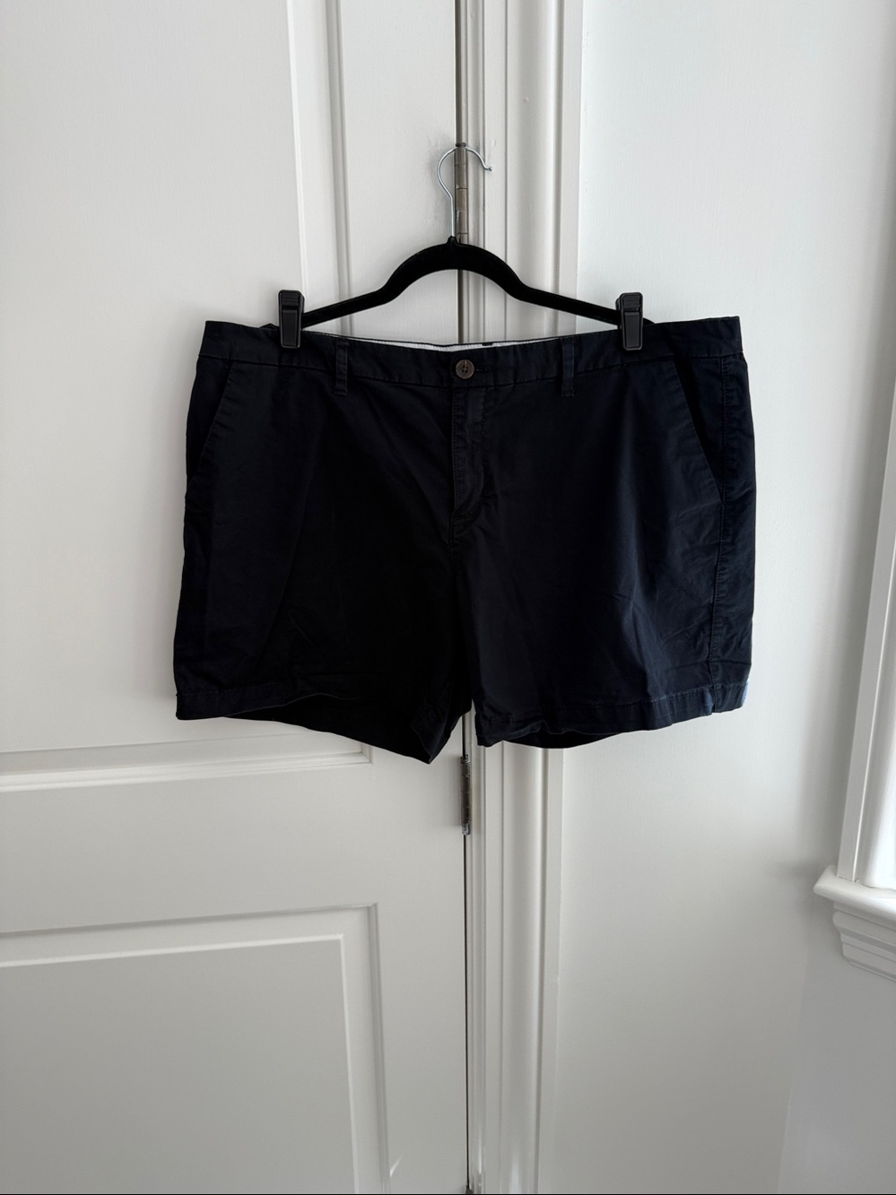 Old Navy Everyday Shorts 5” Size 16  Black